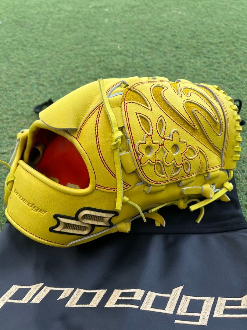 2005 Tigers 中央リーグチャンピオン 灰皿