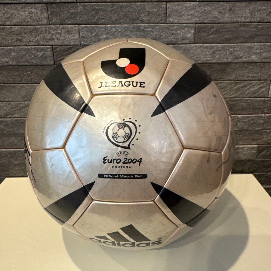 adidas Euro 2004 サッカーボール ロテイロ　サイン入り adidas Euro 2004 サッカーボール ロテイロ サイン入り - メルカリ