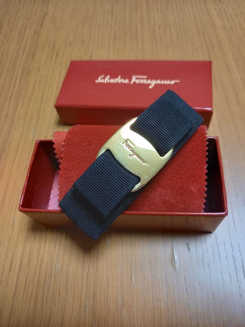 フェラガモ　Salvatore Ferragamo　ヴァラ　バレッタ FERRAGAMO（フェラガモ） 並行輸入 バレッタ ヴァラ ボウ 340416
