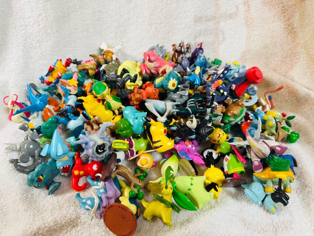 [月末セール]ポケモン モンコレ 110大量まとめ売り Amazon.co.jp: タカラトミー(TAKARA TOMY) ポケットモンスター