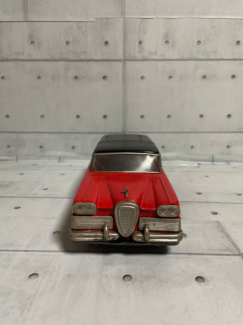 ブリキ自動車 フォード エドセルワゴン27cm×11cm