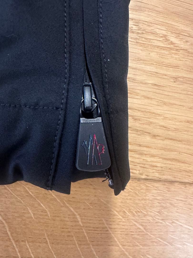 MONCLER ブラック スノーボードウェア S ハンガーセット