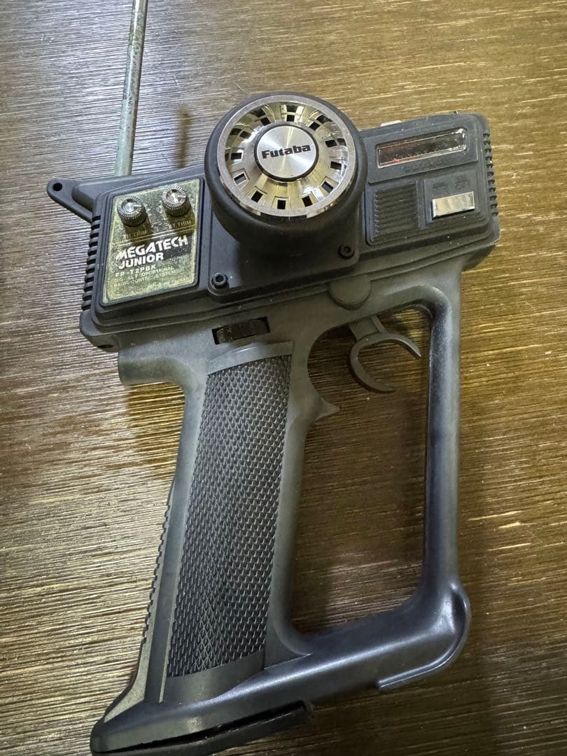 に*ン様 ラジコン トヨタ スープラ 部品パーツ多数 まとめ売り