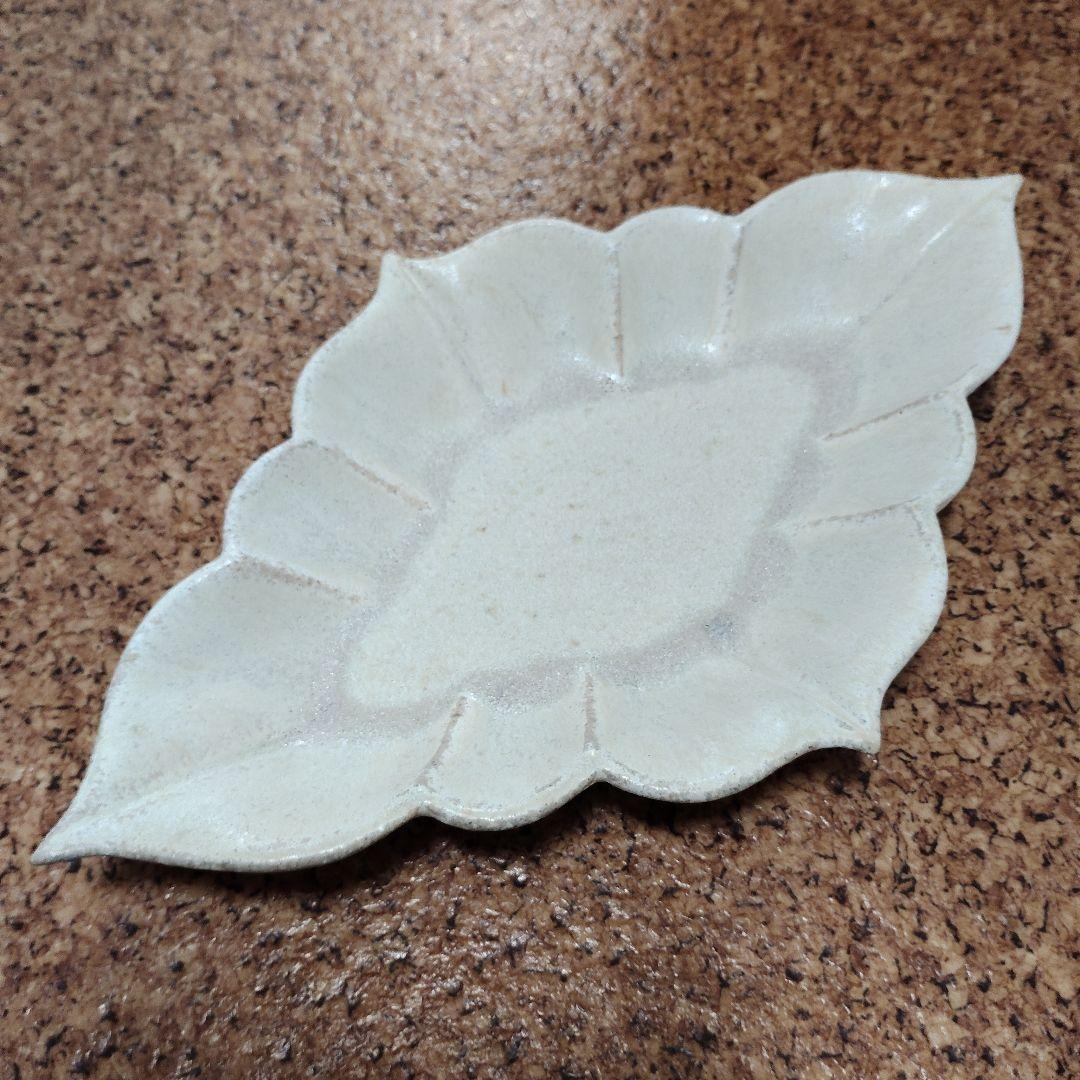 みんみん☆ 新品 吉沢寛朗 花菱皿