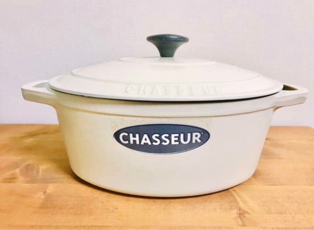 レア色 シャスール オーバル メレンゲ 鍋 27cm - メルカリ