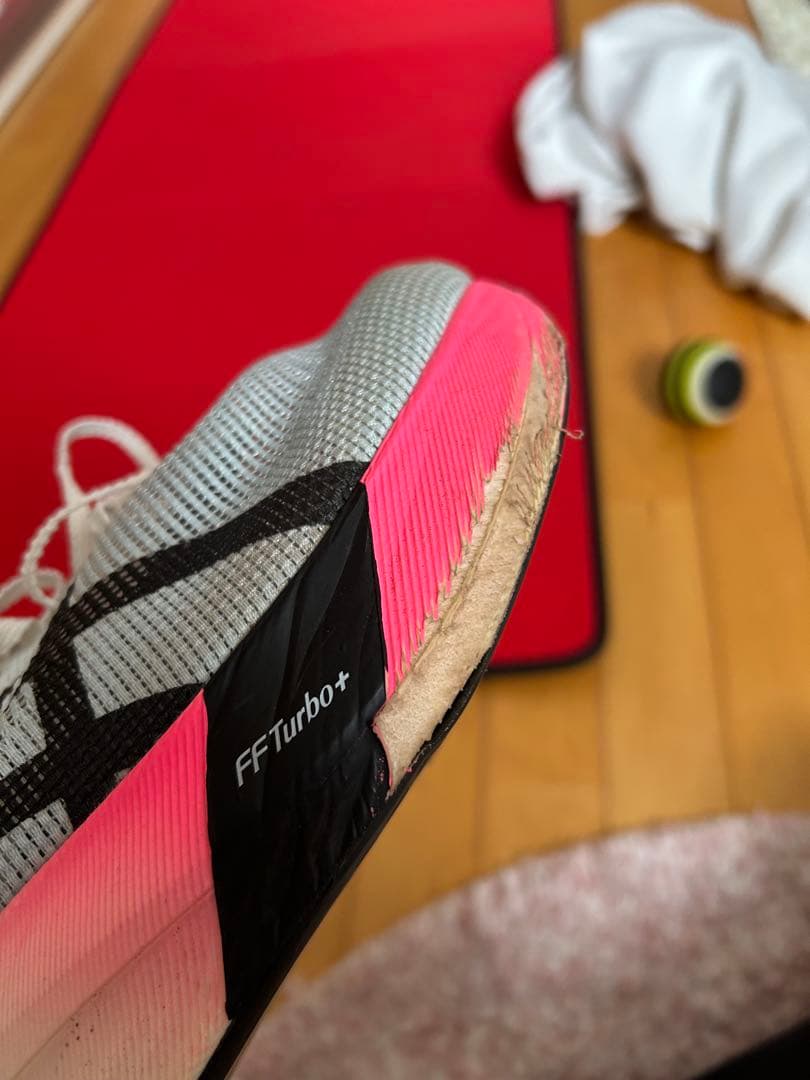 アシックス メタスピードエッジパリ 26.5cm