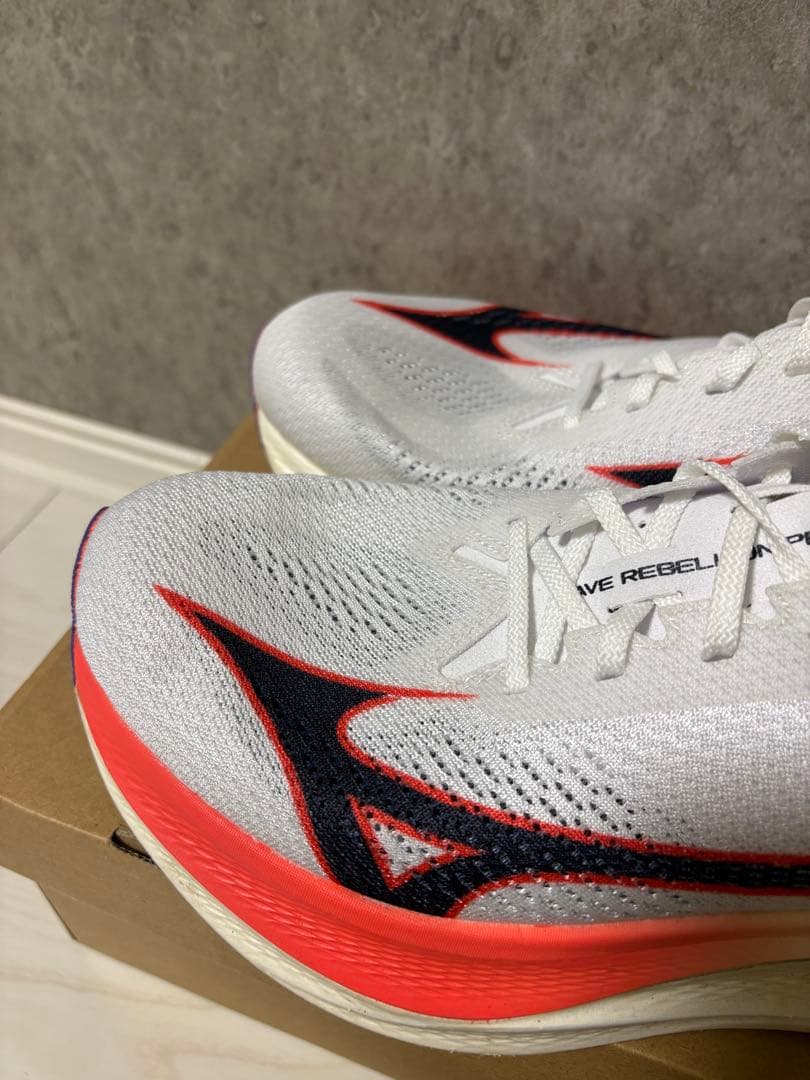 【ミズノ】ウェーブリベリオンプロ3 LOW 28.0cm