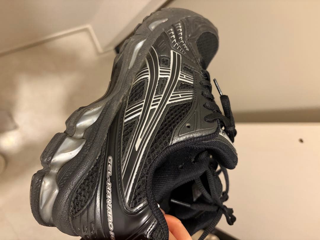 靴 ASICS GEL-KAYANO 14 1202A056.021 24.5cm