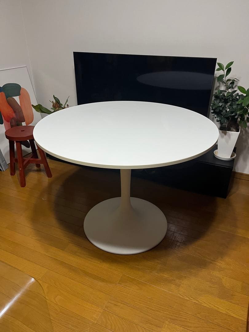 IKEA 丸テーブル 白色 DOCKSTA（ドクスタ） 【引き取り限定】 引き取り限定】 IKEA 丸テーブル 白色 DOCKSTA（ドクスタ） - メルカリ