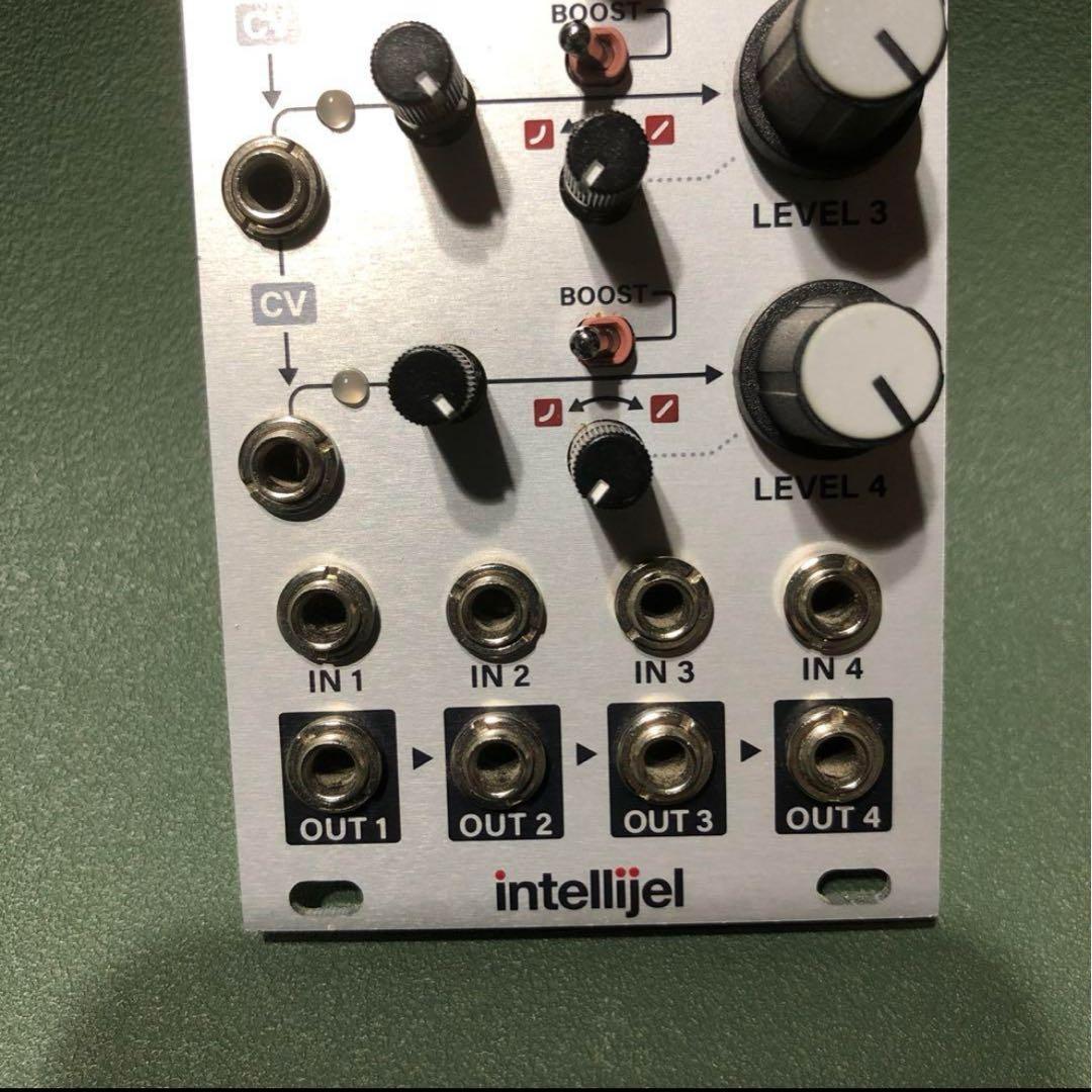 Intellijel Designs Quad VCA モジュラーシンセ