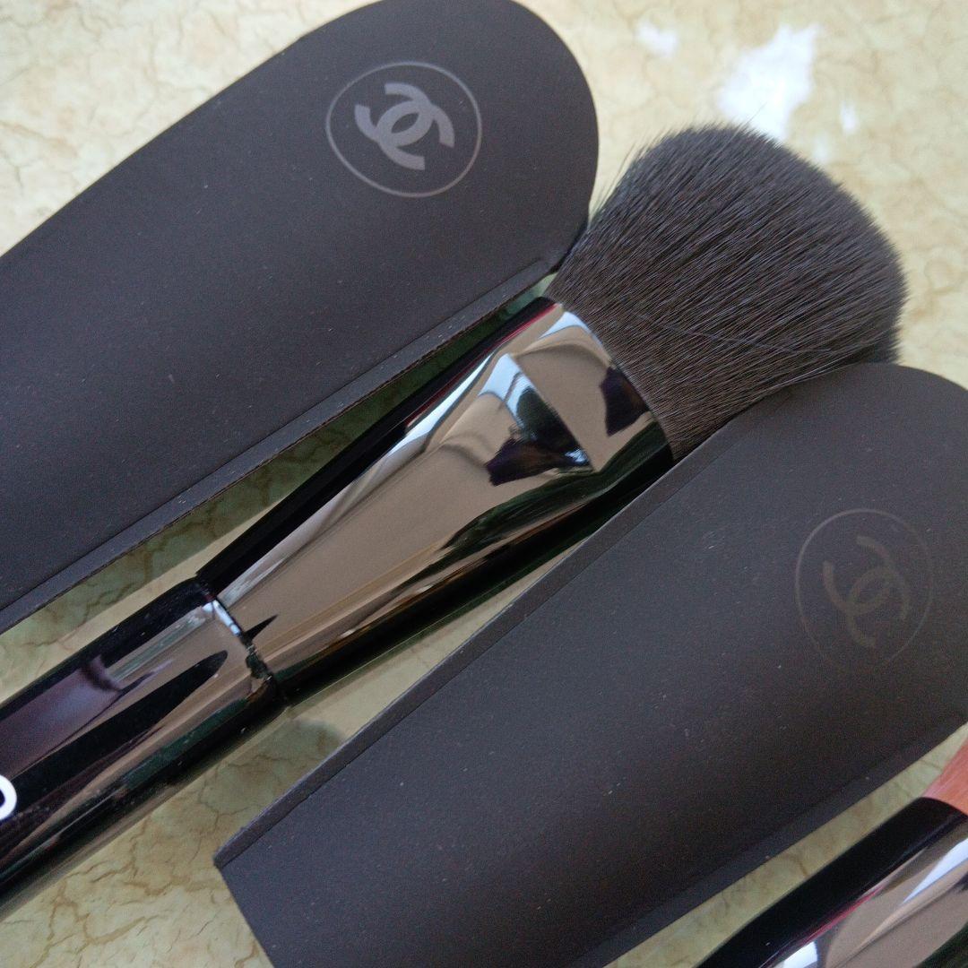 シャネル CHANEL メイクブラシ 3本セット ピンクポーチ 24750円 - メルカリ