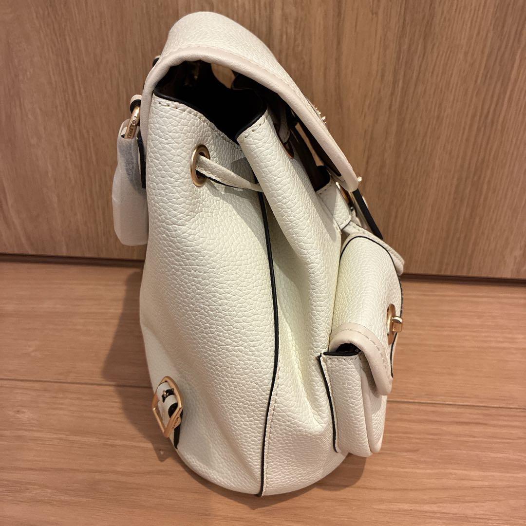 ほし《新品未使用》《値下げ可》《人気》コーチ　リュック