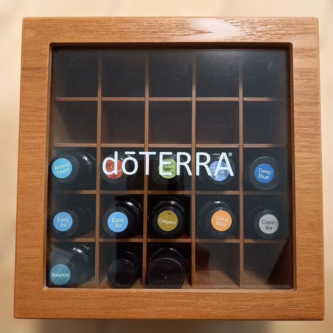 doTERRAエッセンシャルオイルセット13本木箱付き 中古 ドテラ doTERRA エッセンシャルオイル ココナッツオイル まとめ
