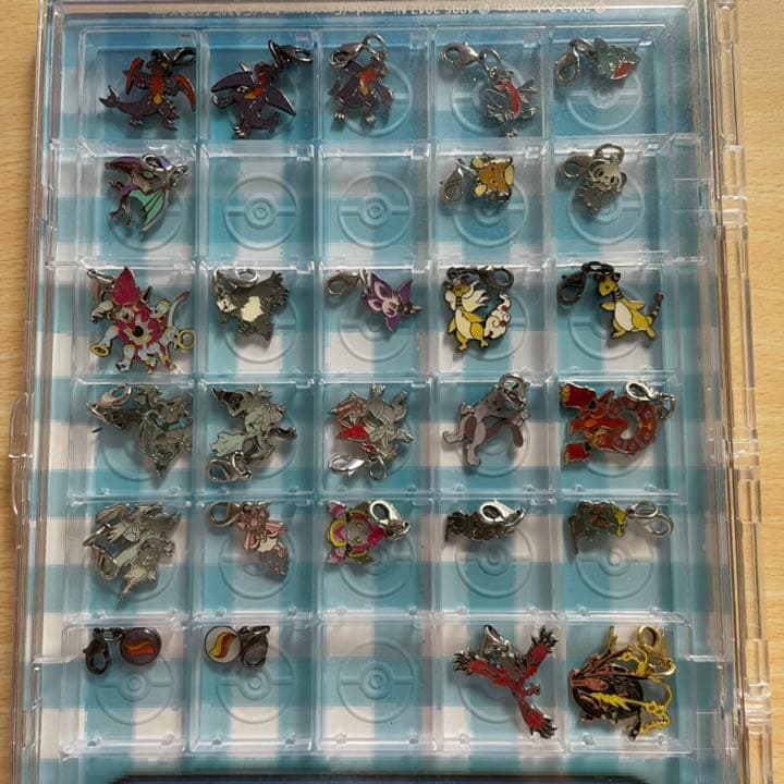 ポケモン メタルチャーム 伝説ポケいっぱい コレクションケース セット