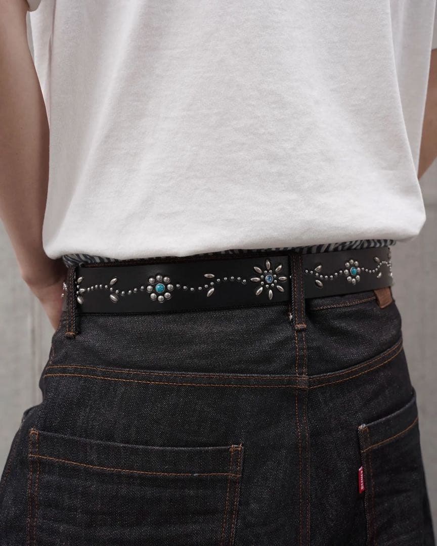 BELVET Leather studded belt