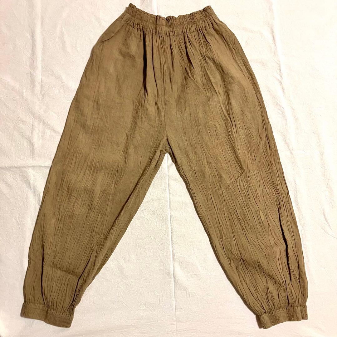 【美品】ヂェン先生の日常着　バルーンパンツ　スリム（ベージュ） ヂェン先生の日常着 バルーンパンツスリム - ANANDASIA