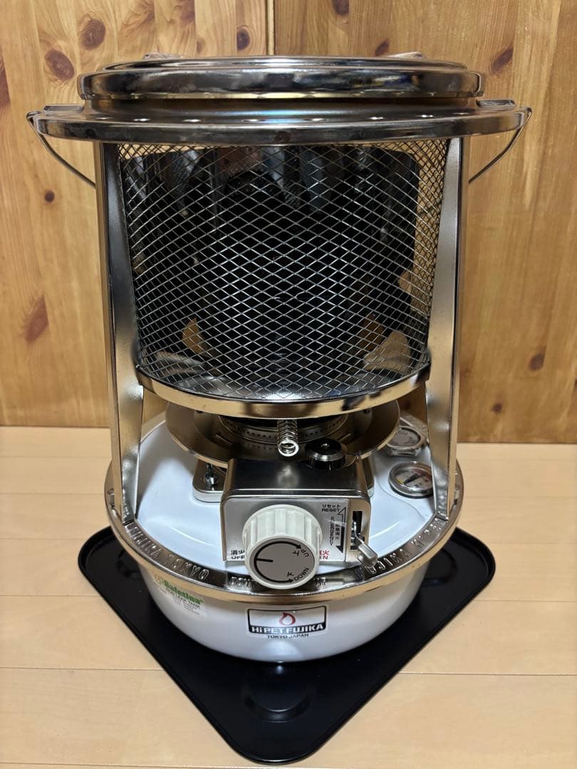 フジカハイペット　ホワイト　反射板付き フジカハイペットの特許とキャンプの相性 | Camping Lab.