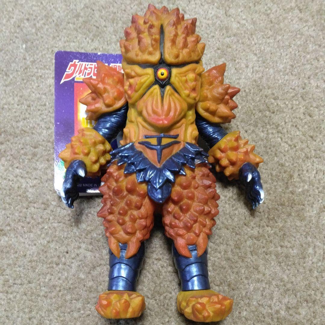 タグ付き ソフビ ラグストーン ウルトラマン コスモス 怪獣 トリガー