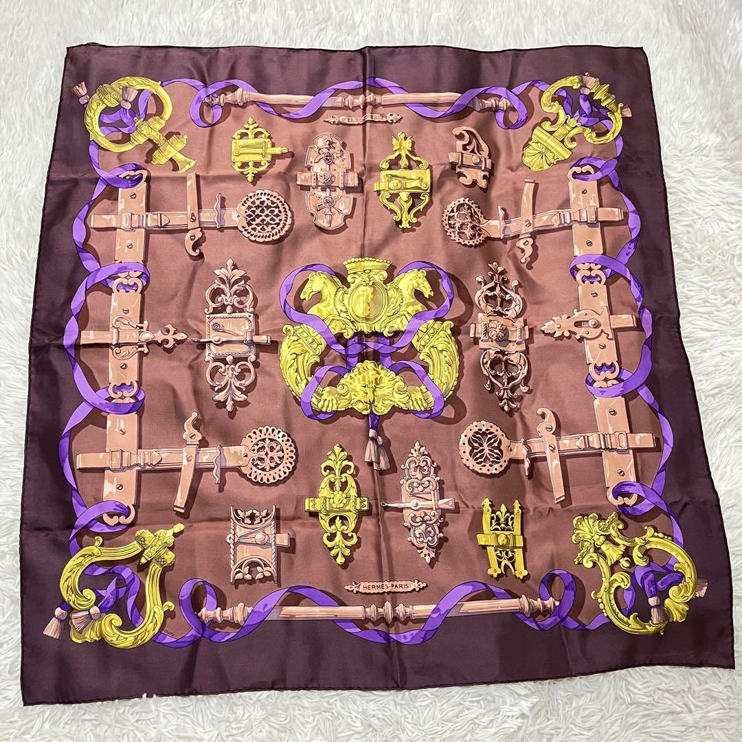 美品】エルメス スカーフ カレ90 鉄細工 FERRONNERIE 馬具