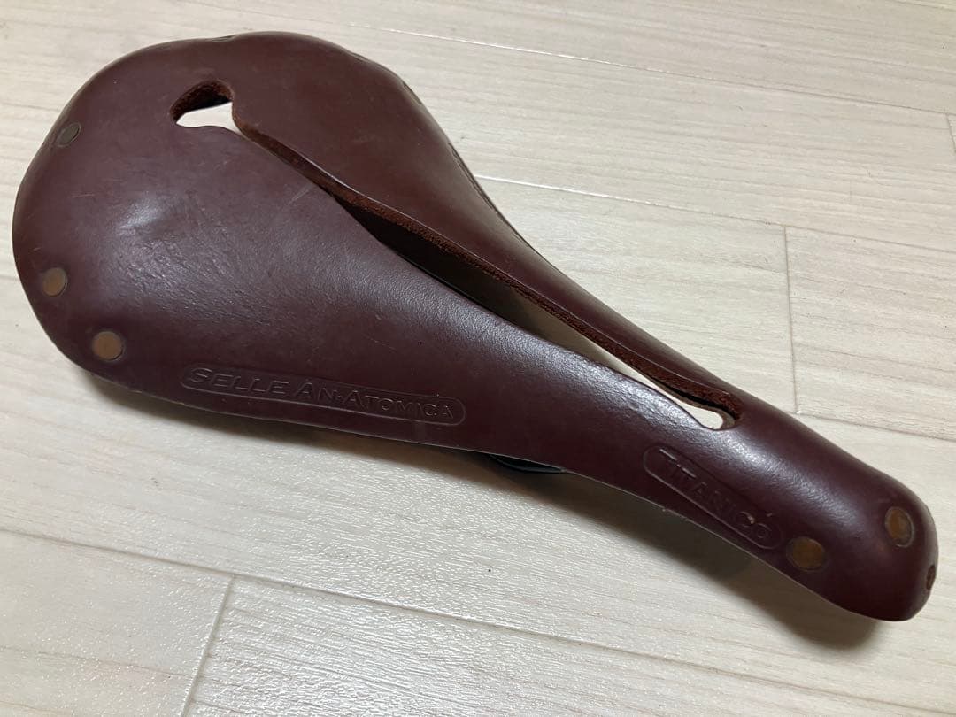 レザーサドル　セラアナトミカ　タイタニコ セラ アナトミカ SELLE ANATOMICA チタニコ TITANICO レザー サドル