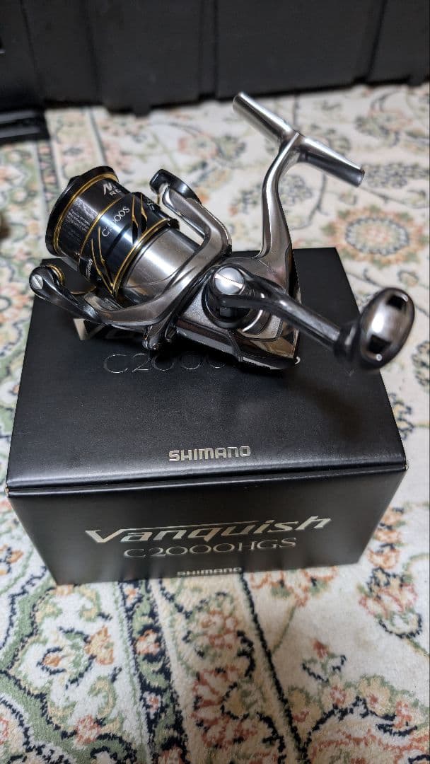 SHIMANO Vanquish C2000HGS スピニングリール