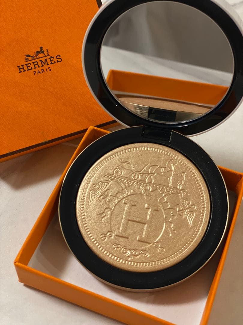 HERMES パーマブラス　プードル　オルフェーヴル　01 ハイライトパウダー 楽天市場】≪新品≫ エルメス プードル オルフェーブル 01 パーマ