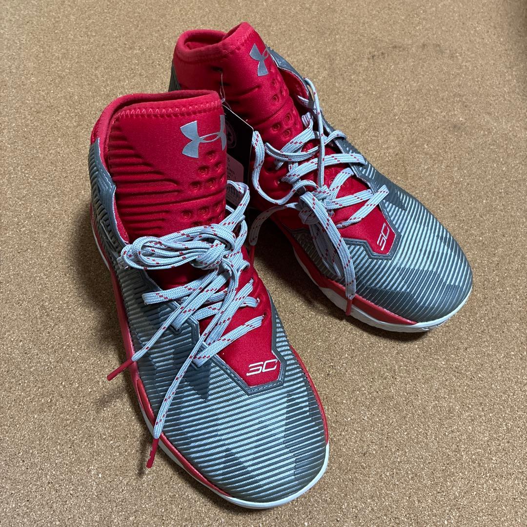 [新品未使用] UNDER ARMOUR CURRY 2.5 25.5cm