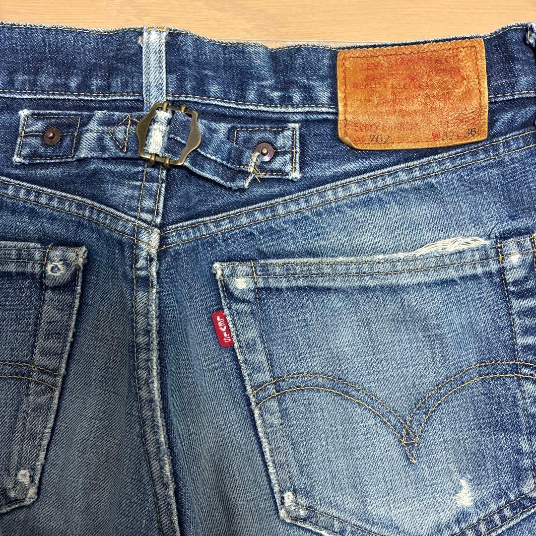 Levi's 702XX シンチバック セルビッチ 赤耳 90s ビッグE 33 - メルカリ