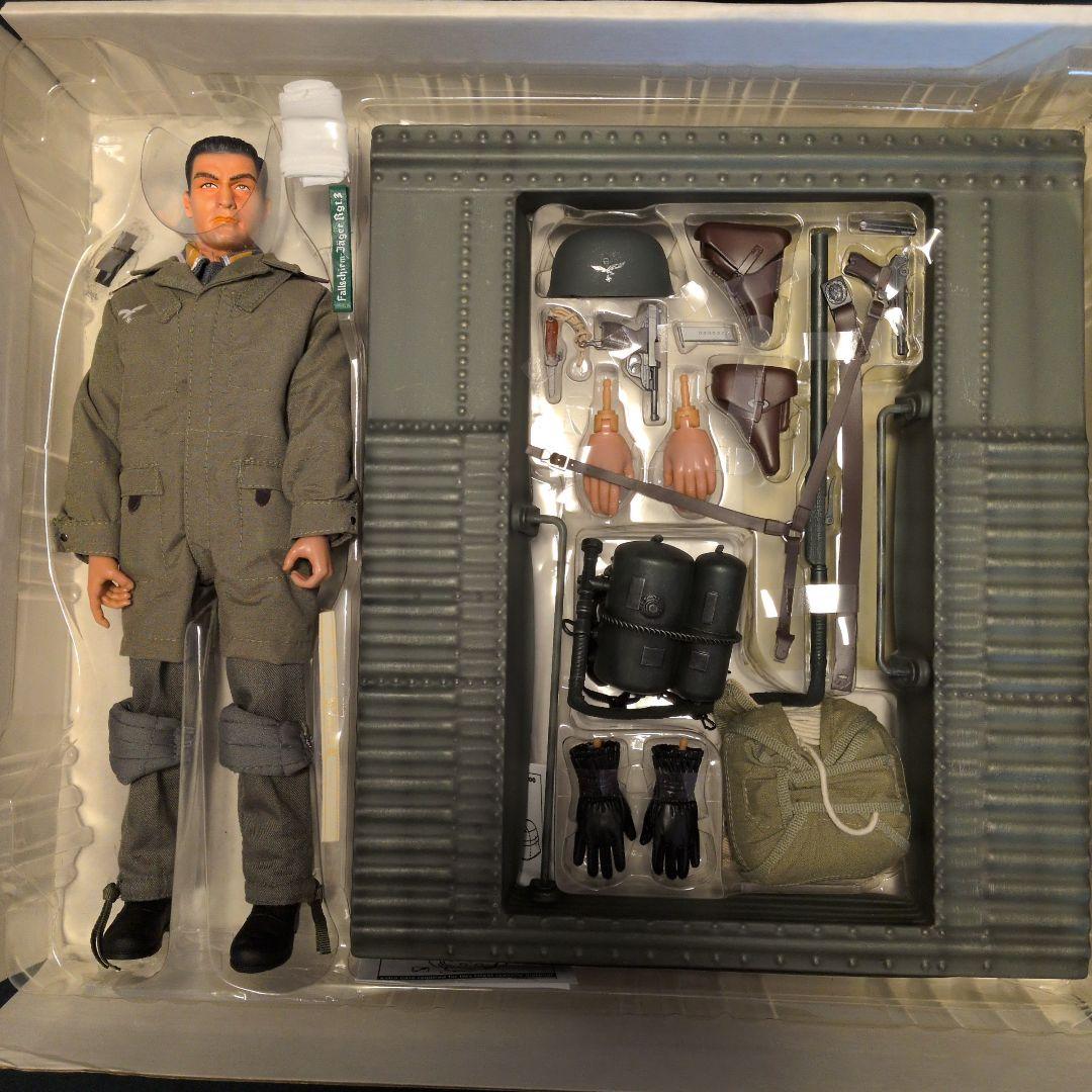 Fallschirmjäger \"Max\" 4周年記念フィギュア