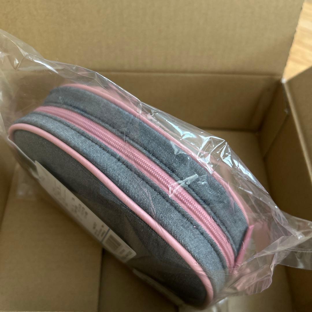 新品未使用 stina familiar コラボポーチ スティナ ファミリア - メルカリ