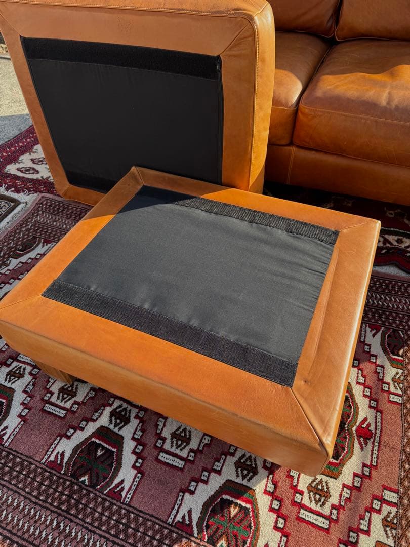 ACME FURNITURE フレスノ オットマン レザー キャメル - メルカリ