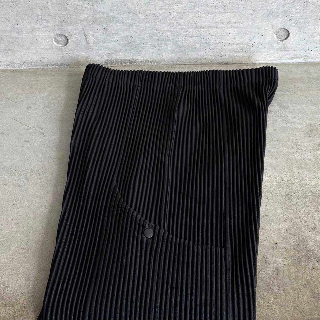 美品 HOMME PLISSE 25AW QUARRY パンツ 3 ブラック 卸売 通販