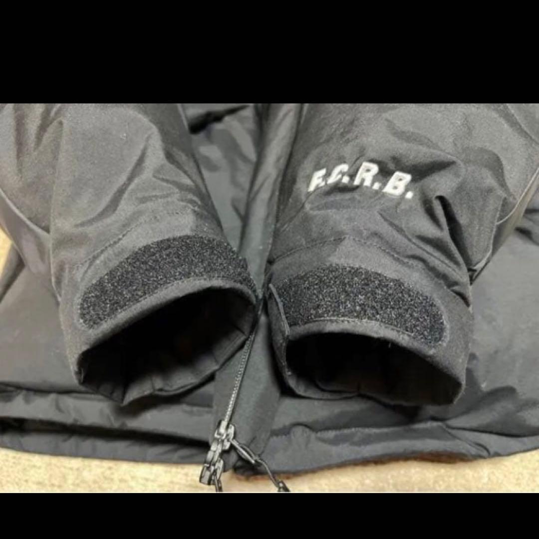 F.C.Real Bristol DOWN BENCH PARKA L ブラック