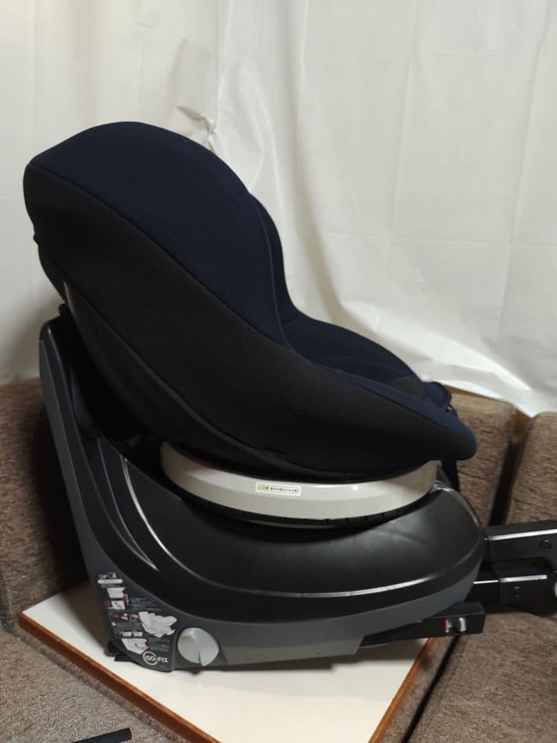 美品】Combi コンビ ネセルターン リミテッド ISOFIX