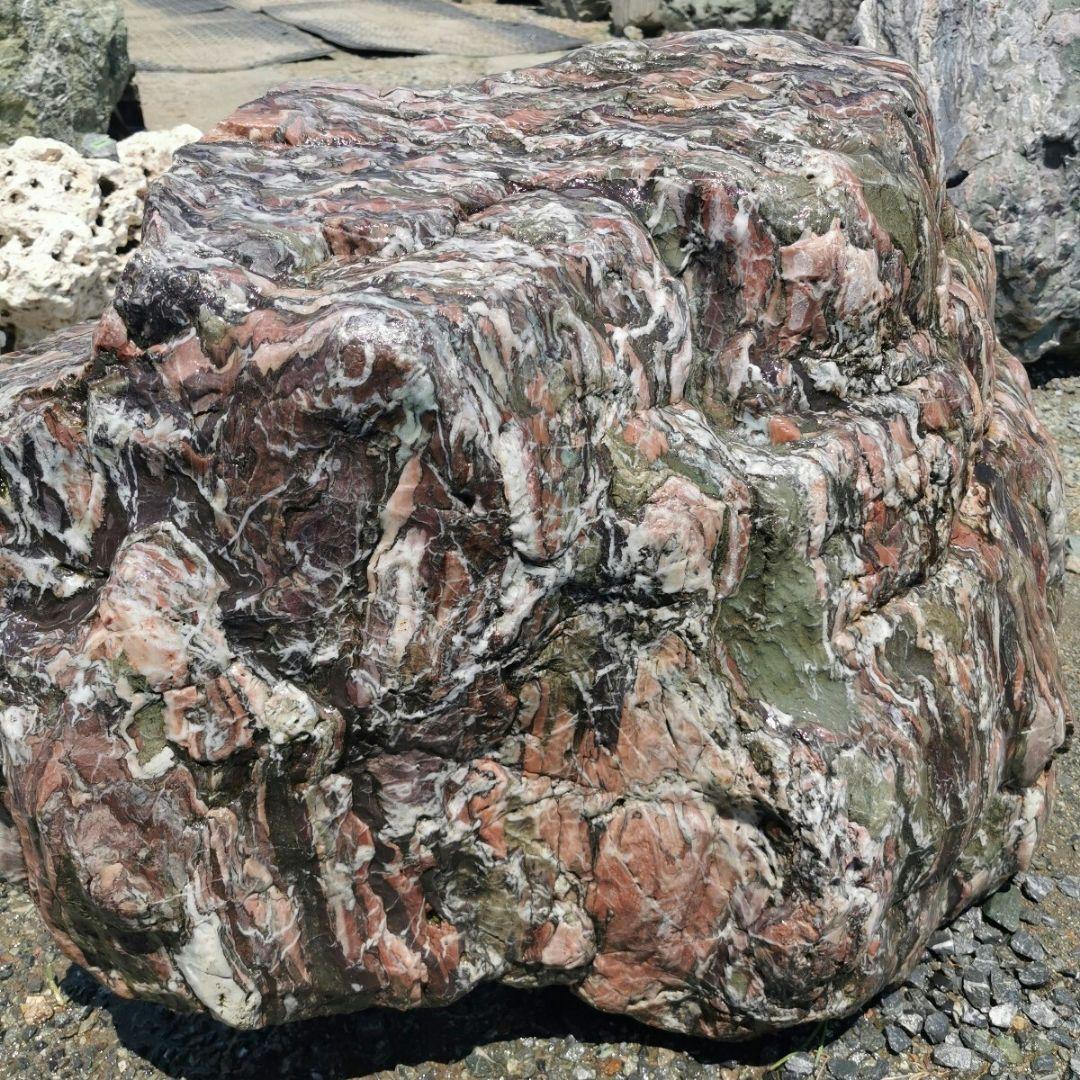 北海道産 三石 320キロ 庭石 石 鑑賞石 庭 坪庭 ガーデニング