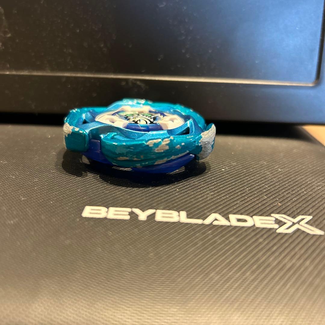 ベイブレードX 高重量 エアロペガサス ブレードのみ - メルカリ