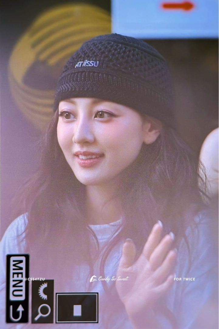 ATIÏSSU ニット帽 TWICE着用 ATiiSSU atiissu ブラック ニット帽 twice モモ着用 - メルカリ