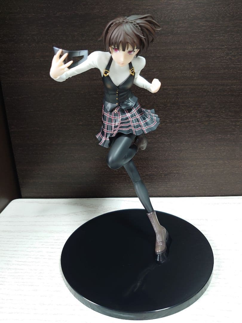 ペルソナ5 ザ・ロイヤル 新島真 制服Ver. ホビージャパン フィギュア