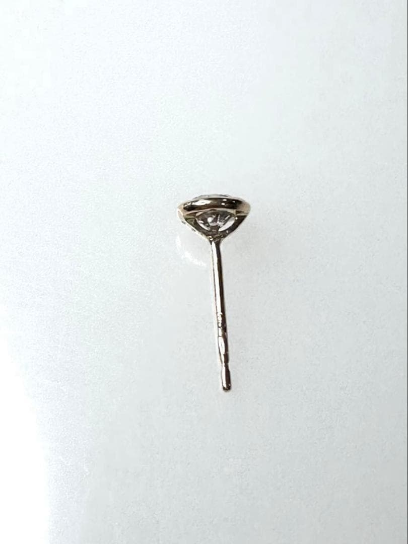 K18 天然ダイヤモンド片耳ピアス 0.25ct ほんのりブラウン