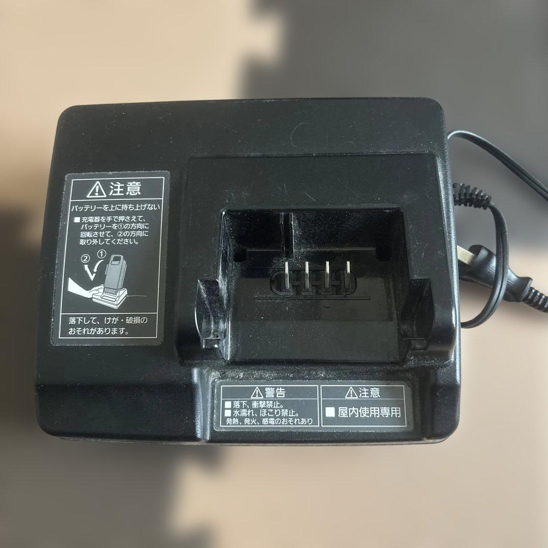 Panasonic NKJ073Z 電動自転車用充電器 - メルカリ