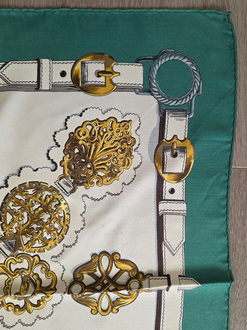 翁*様 HERMES エルメス カレ90 スカーフ \"Cuivreries\"