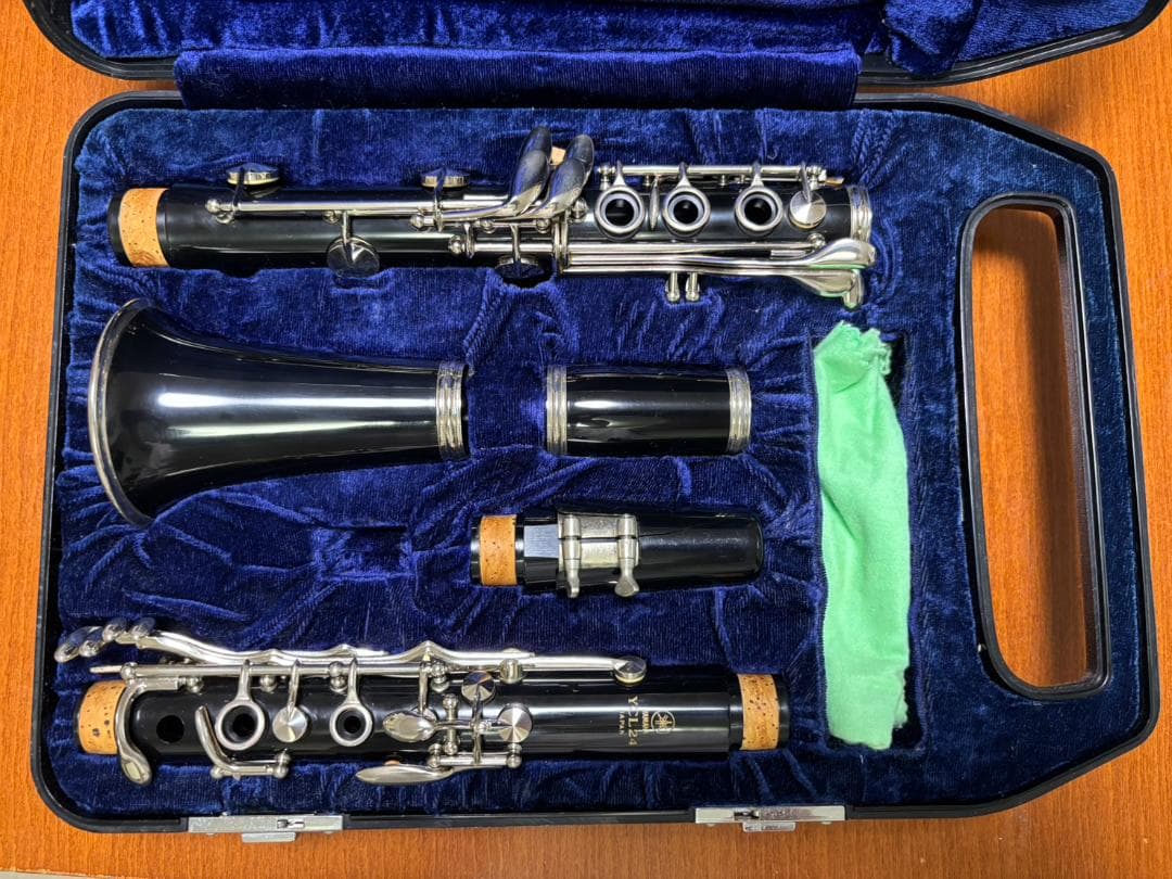 ヤマハ クラリネット YCL-24 (新品リード付き) Yamaha YCL-24 clarinet, Japan, with case and mouthpiece, Good