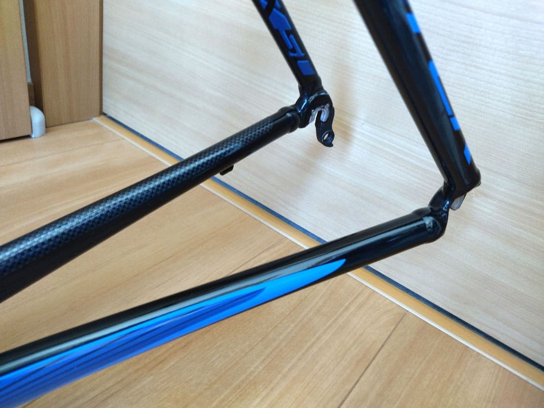 美品 GIANT TCR 2015 ALLUXX SL ロードバイクフレームの通販はau PAY