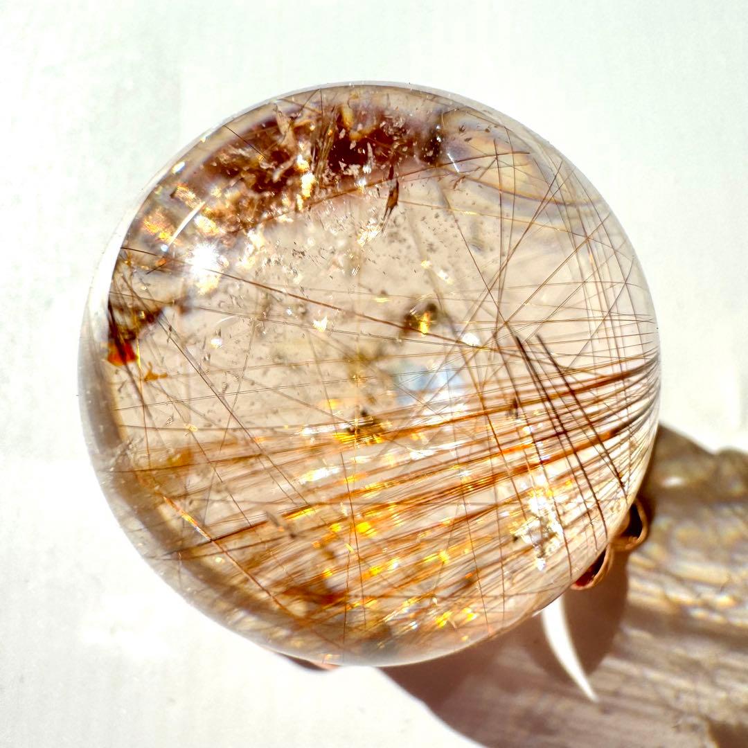 ルチルクォーツ 水晶 丸玉 30.6mm 台座付き