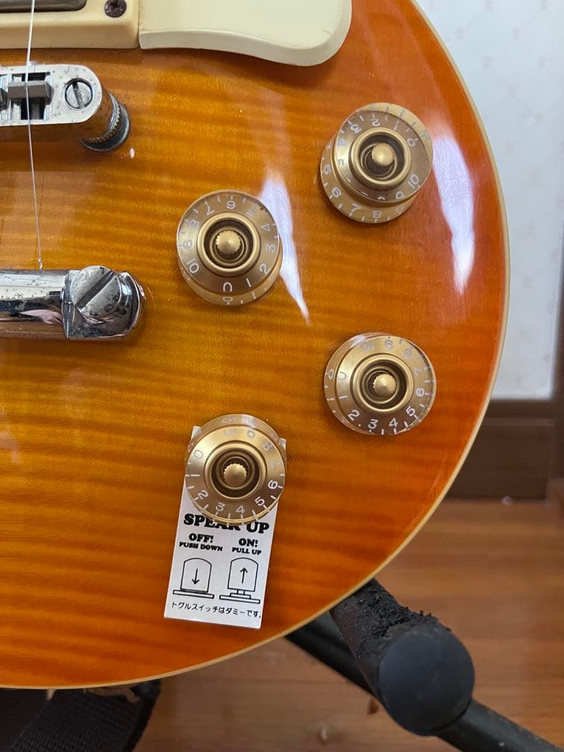 GR 限定モデル アンプ内蔵ギター オレンジ