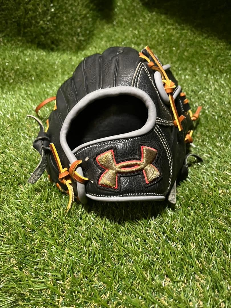 Under Armour 軟式グローブ UNDER ARMOUR（アンダーアーマー） 型付け加工済み 身長130〜150cm(2