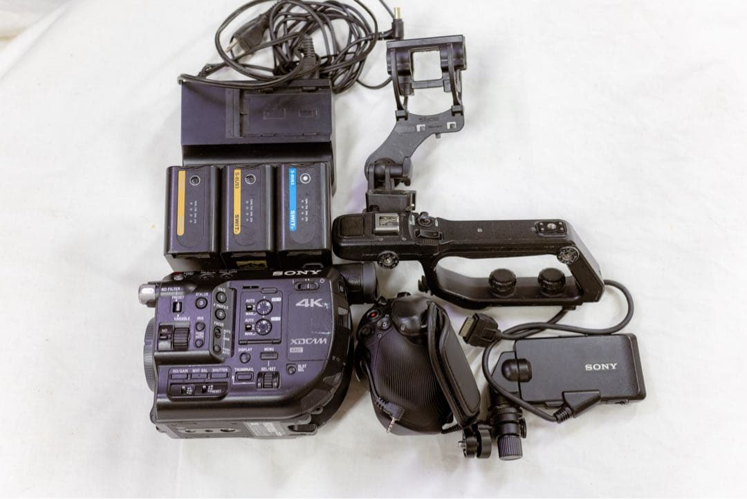 SONY FS5 ワケあり　バッテリー付き SONY FS5 ワケあり バッテリー付き