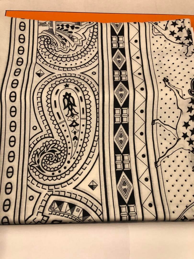 新品 2025AW エルメス カシシル140 シュヴァルドゥクールバンダナ白黒