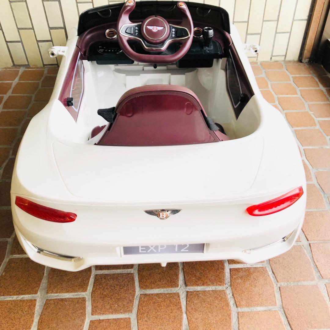 キッズカー 電動乗用車 ベントレー BENTLEY EXP 12 子供用ラジコン