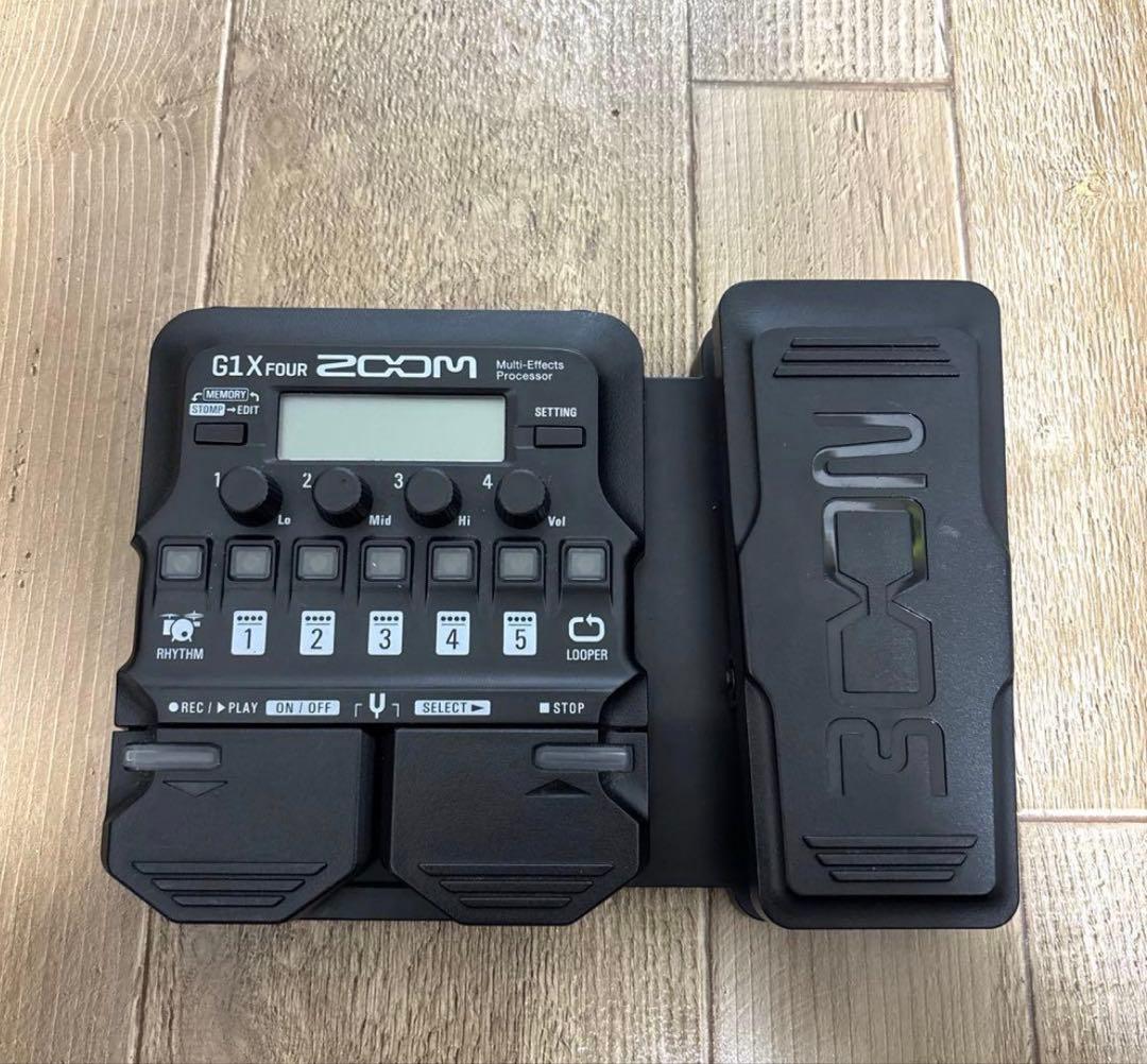 ZOOM G1X FOUR　ギターマルチエフェクター Amazon.co.jp: ZOOM ズーム G1X FOUR ギターマルチエフェクター ペダル